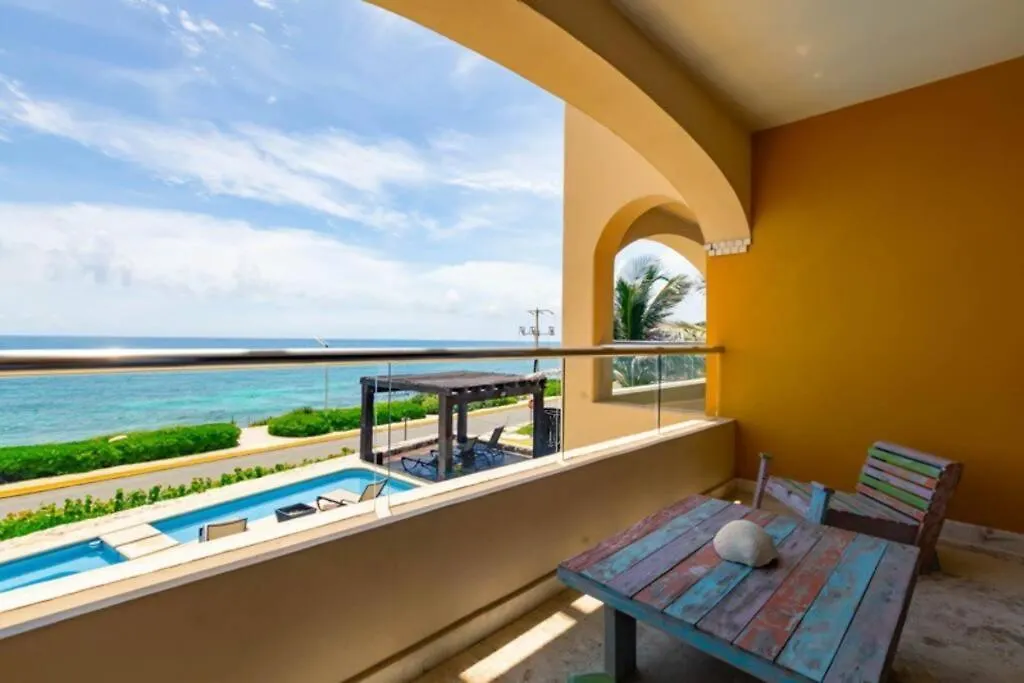 Sea-Front Villa, Isla Mujeres! Stunning Sea Views! 0*,  المكسيك